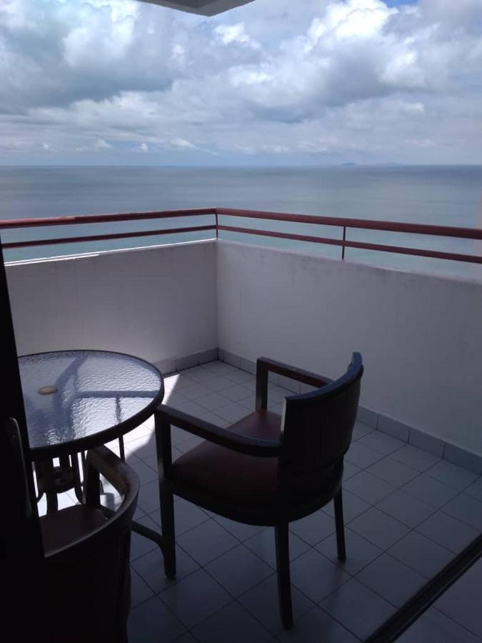 The Barn Private Home @ Sri Sayang Apartment Batu Ferringhi Esterno foto